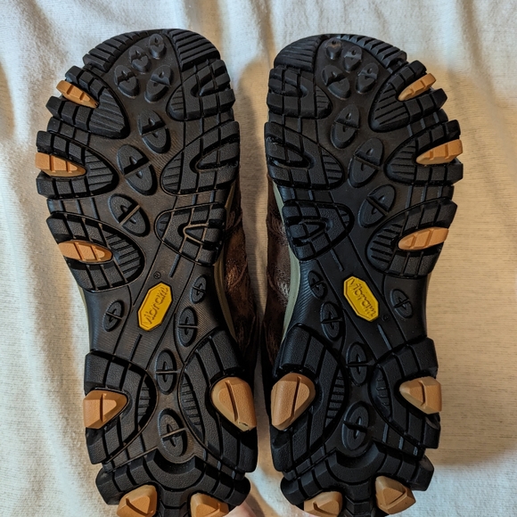 Men's Moab 3 in Walnut hiking shoes - Picture 3 of 4